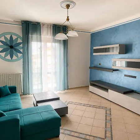 Bright Family With Balcony & Parking *